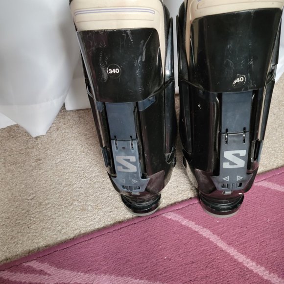 Vintage Men\'s Solomon Ski boots main image 5